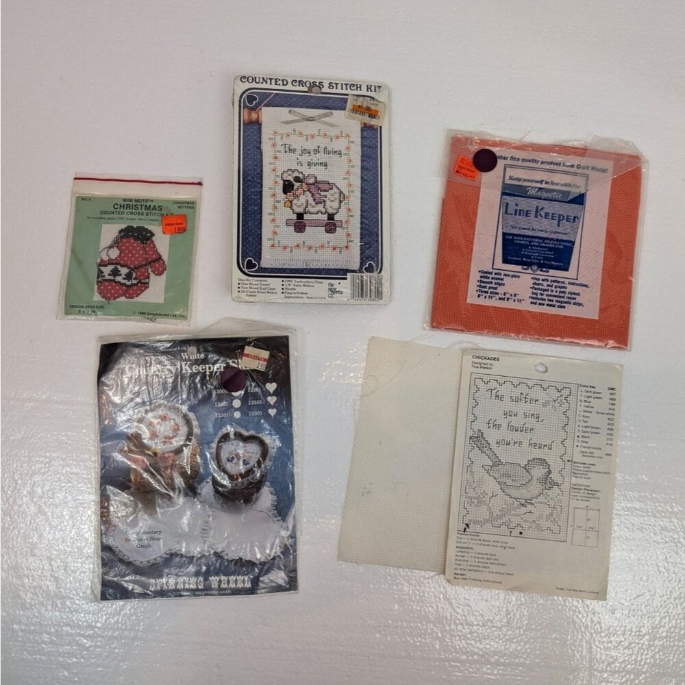 Assorted Vintage Mini Counted Cross Stitch Kits & Supplies Christmas Lamb Giving